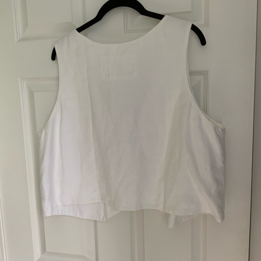 notPERFECTLINEN White Buttoned Vest - Picture 4 of 4